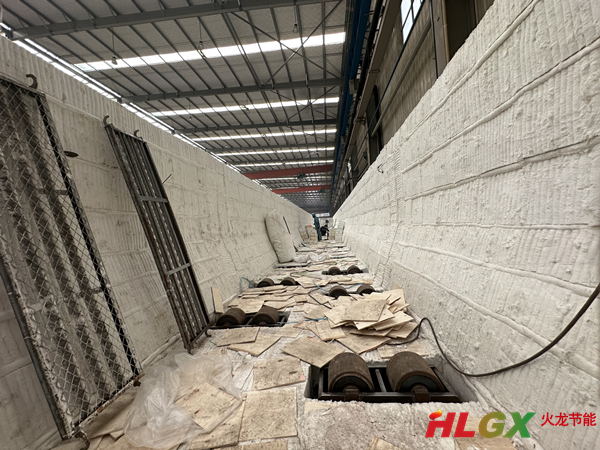 預埋板調質(zhì)線(xiàn)輕質(zhì)爐襯